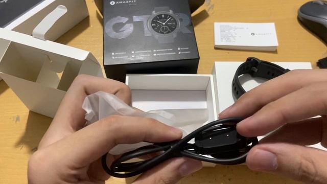 Smartwatch Sejuta Umat? Unboxing Amazfit GTR 42mm Indonesia смотреть онлайн