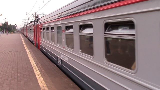 ЭД4М-0225, платформа Кратово смотреть онлайн