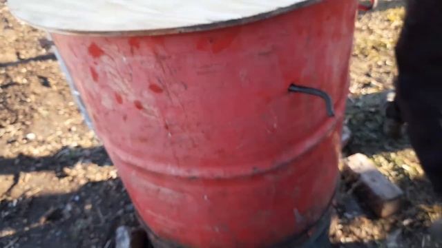 Что можно сделать из 200-литрой бочки. 2 часть. (копение рыбы)