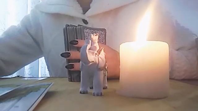 Какая МЫСЛЬ о ВАС не даёт ему покоя? Что он ЧУВСТВУЕТ? КАК будет действовать? Расклад Таро Онлайн! смотреть онлайн