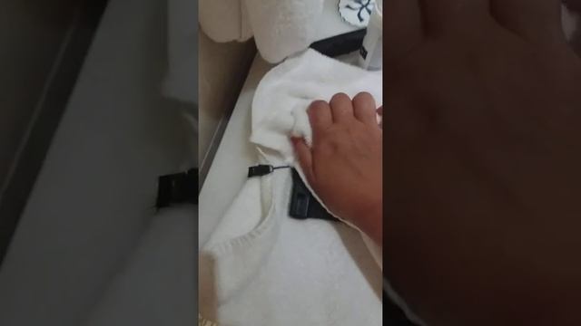 Чехол на телефон для подводной фото и видео съемки. Предварительное испытание в раковине. смотреть онлайн