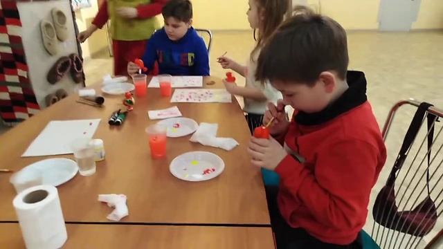 мастер-класс роспись свистульки в технике "Урало-сибирской росписи". смотреть онлайн