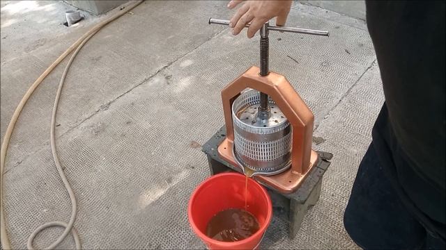 Ручная соковыжималка смотреть онлайн