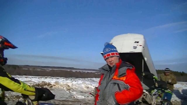 Череповчанину предложили кроссовый мотоцикл. Требуется помощь не равнодушных! людей. смотреть онлайн