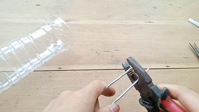 How to make drip irrigation with plastic bottles, can be done for free смотреть онлайн