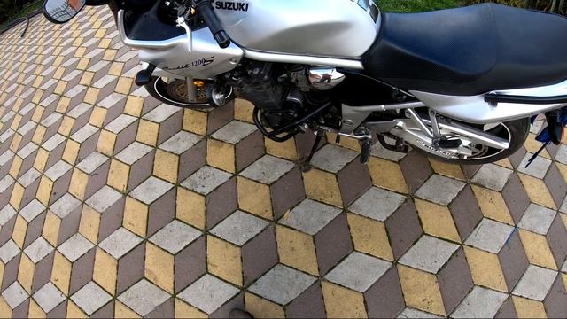 Suzuki GSF 1200 S Bandit.Плюсы и минусы для новичка .Честный обзор смотреть онлайн