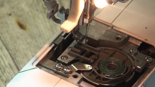 Швейная машина Bernina Bernette E66 смотреть онлайн