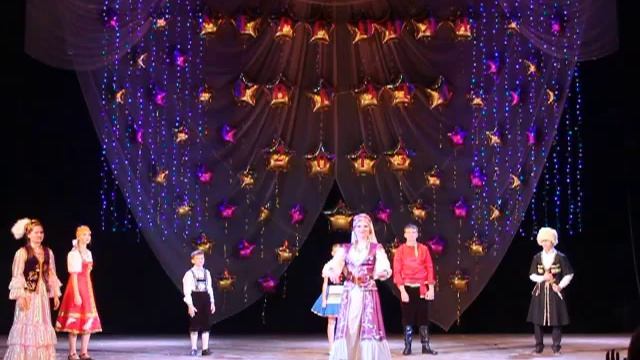 Танцевальная группа на "Утренней звезде"_2013 смотреть онлайн