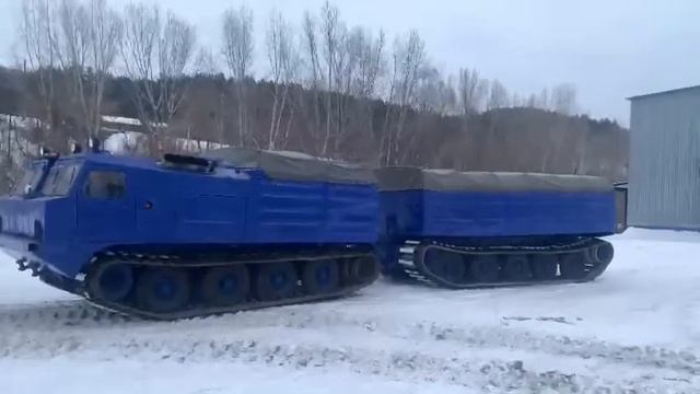 Снегоболотоход Витязь на производственной базе АО "МНГИ" смотреть онлайн