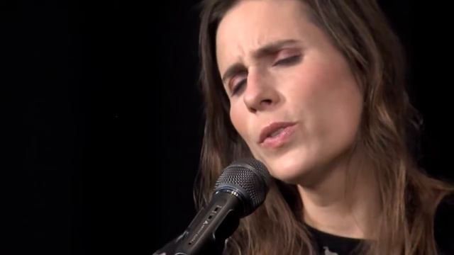 Folk Alley Sessions: Rose Cousins - "For the Best" смотреть онлайн