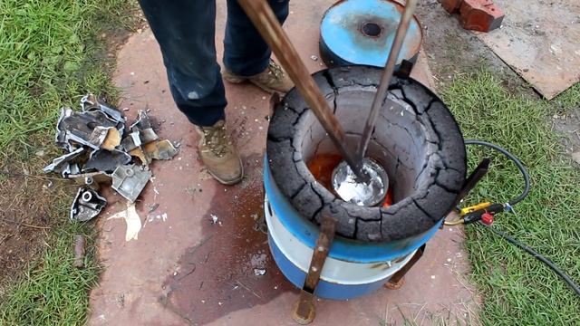 Литейка - пробная отливка заготовок в цилиндры амортизаторных стоек. смотреть онлайн