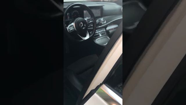 Mercedes Benz 213 смотреть онлайн