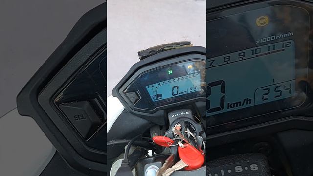Honda CB400F ABS. Без пробега по РФ смотреть онлайн
