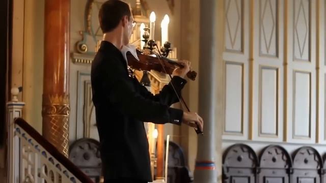 Nokia ringtone during concert of classical music смотреть онлайн