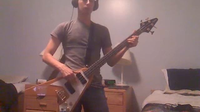 The Offspring - You're Gonna Go Far, Kid (bass cover) смотреть онлайн