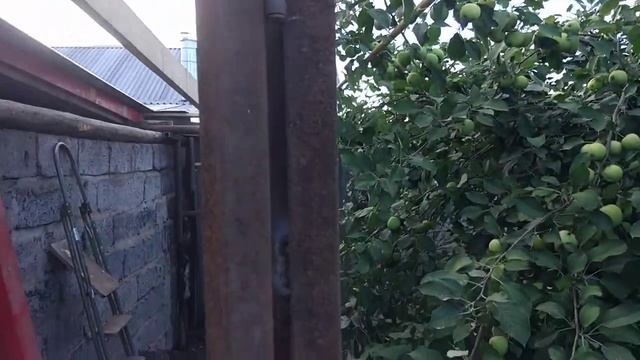 Пристрой сарая. сварка металл + древесина