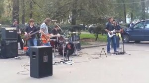 У мужчины в Москве голос, как у Виктора Цоя