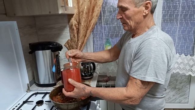 17 января 2023 г.Муж готовит. Макароны в соусе с копченой колбаской. смотреть онлайн