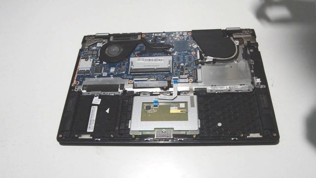 How to Disassemble Lenovo Yoga 3 14 Laptop or Sell it. смотреть онлайн