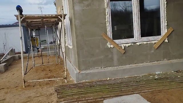 Строим дом. Часть 558. Окна против часовой стрелки