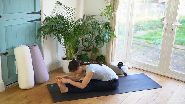 LIVE 75 MIN ASHTANGA YOGA - guided Half Primary Series class смотреть онлайн