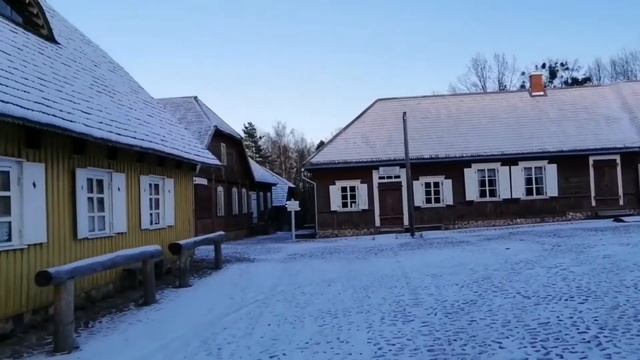 Прогулка с Natalex/676: зимний день в старинном уездном городе в #rumšiškės. смотреть онлайн