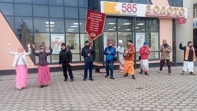 09.03.2019 Кришнаиты - воспевают Маха-Мантру! смотреть онлайн