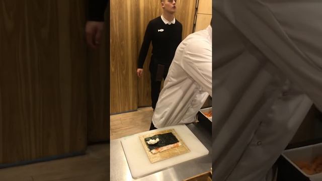 Попробуем сделать роллы с спайси соусом смотреть онлайн