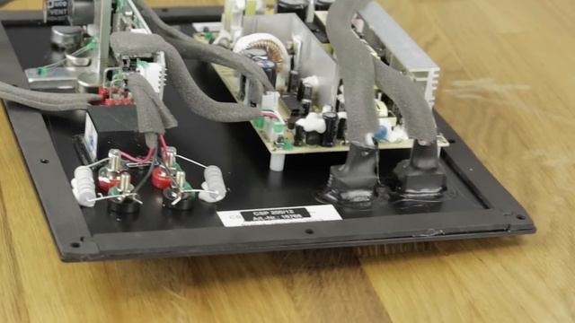 Canton AS 85.2 SC Subwoofer смотреть онлайн