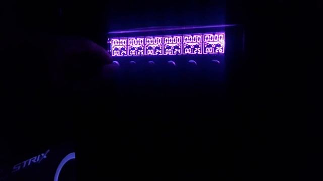 ОНЛАЙН ТРЕЙД.РУ Контроллер вентиляторов THERMALTAKE Commander F6 RGB AC-024-BN1NAN-A1 смотреть онлайн