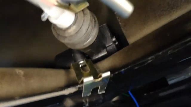 установка электропривода замка багажника на рено логан смотреть онлайн