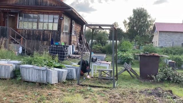 Стойка под еврокуб для полива. Испытания лодки дедули. Начало августа 2022 СНТ Автотранспортник смотреть онлайн