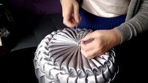 МК Круглая подушка с буфами. Часть 2