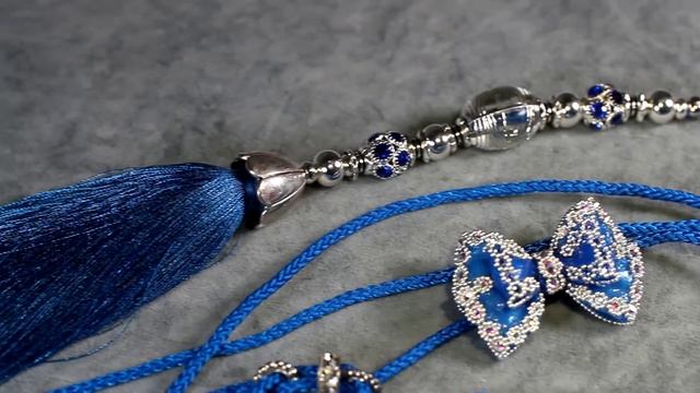 синяя ринговка с бантиком смотреть онлайн