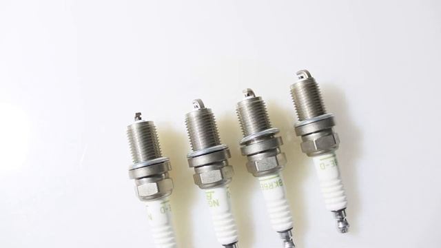 BKR6E-D - Vela Peugeot 207 1.4 8v 2008 À 2014 Citroen C3 1.4 смотреть онлайн