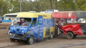 ГОНКИ МАРШРУТОК НА ВЫЖИВАНИЕ