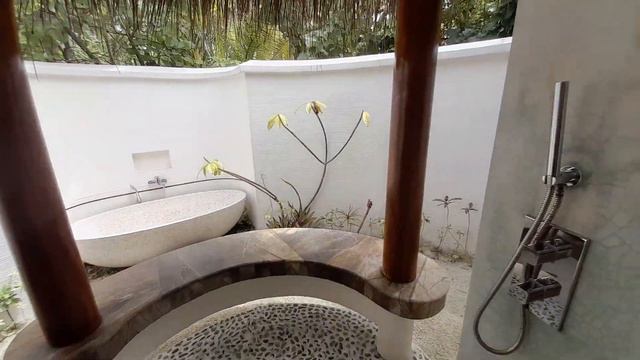 Oblu Select Sangeli Maldives resort review. Beach villa room tour. beachfront @WetravelMaldives смотреть онлайн