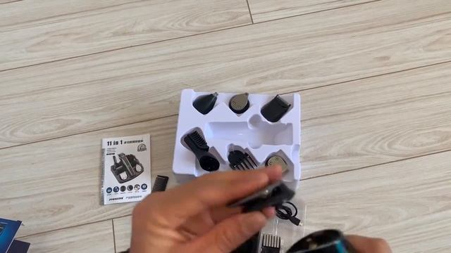 Триммер для бороды и усов ProMozer MZ-2027, черный, синий смотреть онлайн