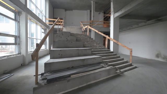 Компания "Атомстройкомплекс" ведёт строительство школы в районе Академический смотреть онлайн