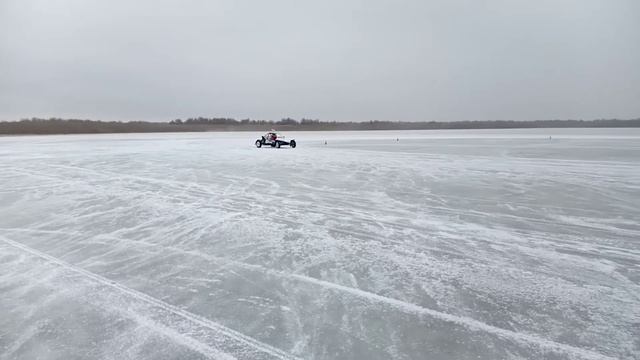 Настройка машины перед автокроссом в городе Тольятти . смотреть онлайн