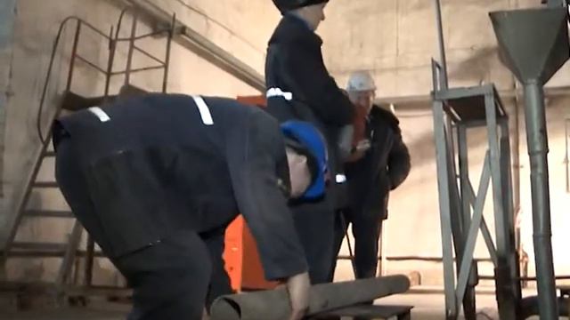 Мастерство и обаяние – главные качества женщин Уральской Стали смотреть онлайн