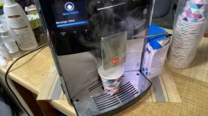 Мелитта Бариста - не взбивает молоко. Бесплатный ремонт за 5сек.