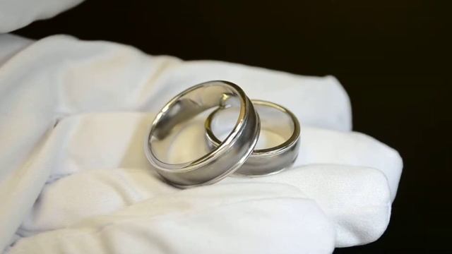 Необычные обручальные кольца из белого золота 585 пробы с чернением смотреть онлайн
