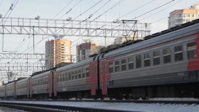 Электропоезд ЭД4М-0434 "РЭКС-Экспресс" с сообщением "Захарово - Москва" смотреть онлайн