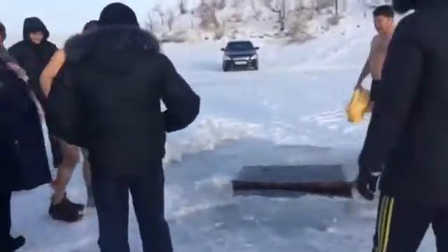 Купание . Крещение . Жезказган смотреть онлайн