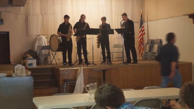 Sax Quad at the Eagles Club смотреть онлайн