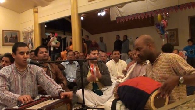 Maha Mantra by Krishna Prasad Das 1 1 2012 011 смотреть онлайн