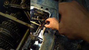 Луаз 969 м. Лечение задней передачи.