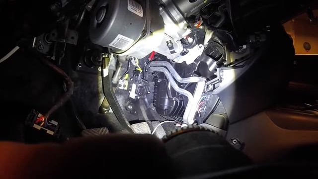 Byte värmepaket hyundai i30 / Heater core replacement смотреть онлайн