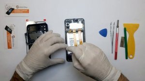 Замена батареи Samsung Galaxy M31